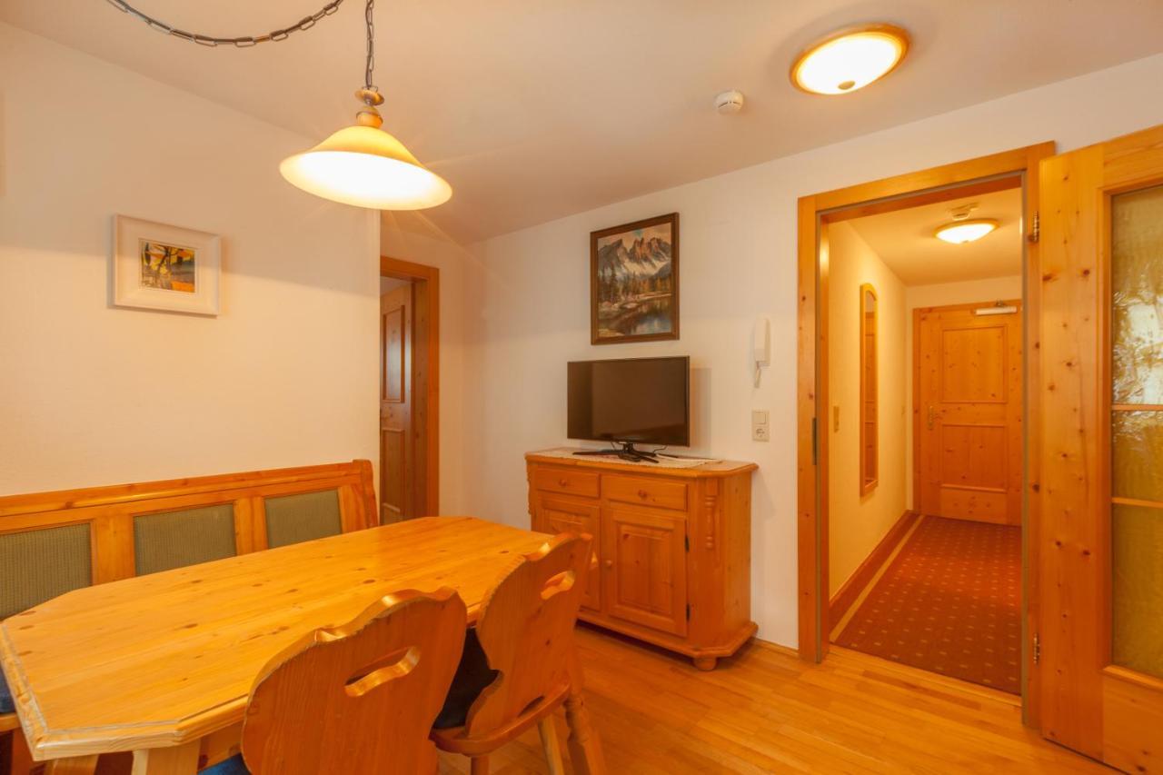 Chasa Per La Punt Apartment Galtur Bagian luar foto