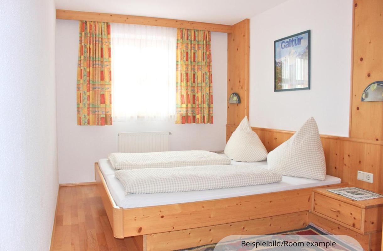 Chasa Per La Punt Apartment Galtur Bagian luar foto